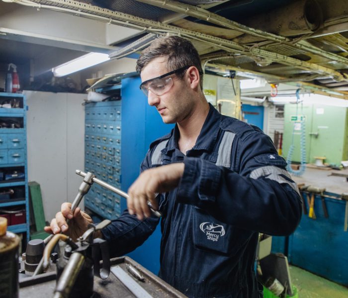 Brage Kjolen, Mechanic/Fitter, forging metals.