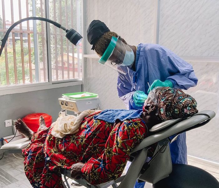 GND200825_GAMAL_DENTAL_CLINIC_FIRST_DAY_MS001_WEB-1200x774